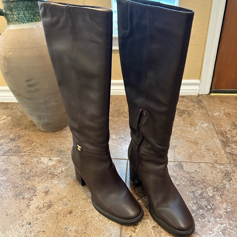 Excellent condition women’s Sam Edelman leather heeled boots